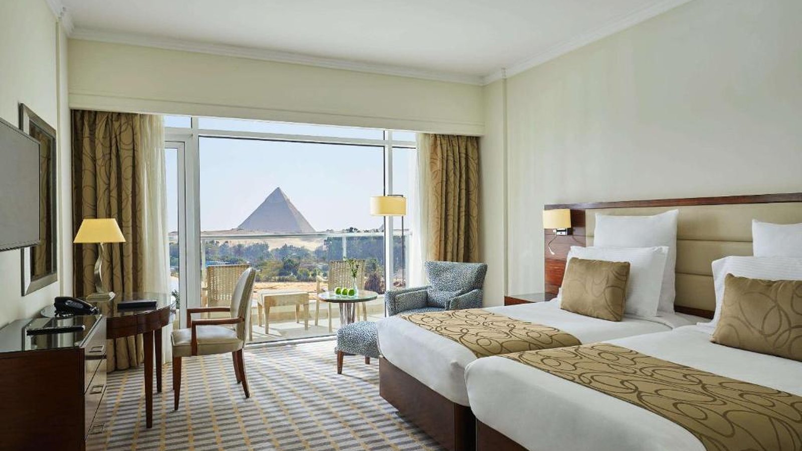 Steigenberger Pyramids Cairo Hotel